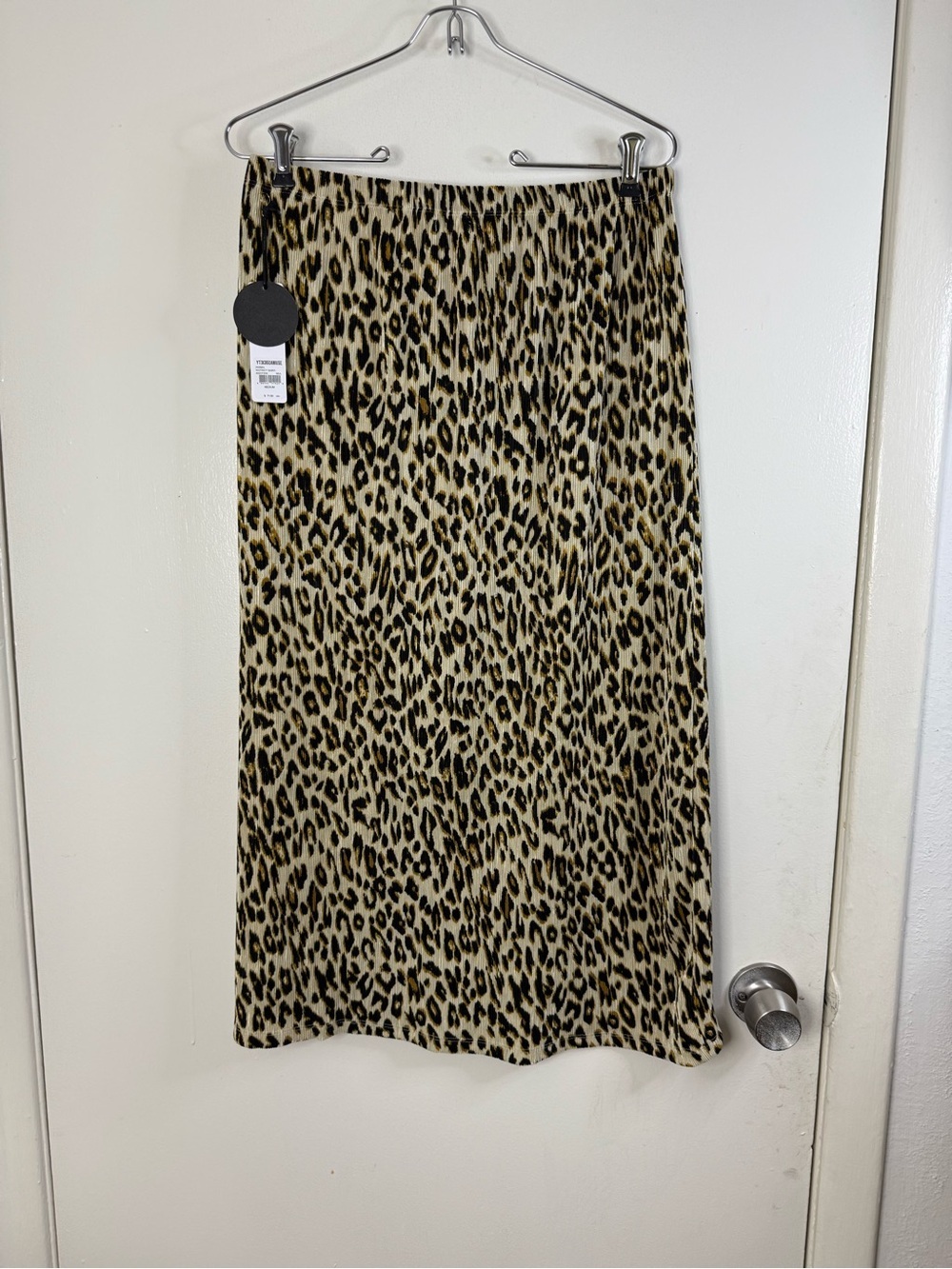 Amuse Society NWT black and cream leopard print micro pleated midi/maxi skirt M - Picture 5 of 6